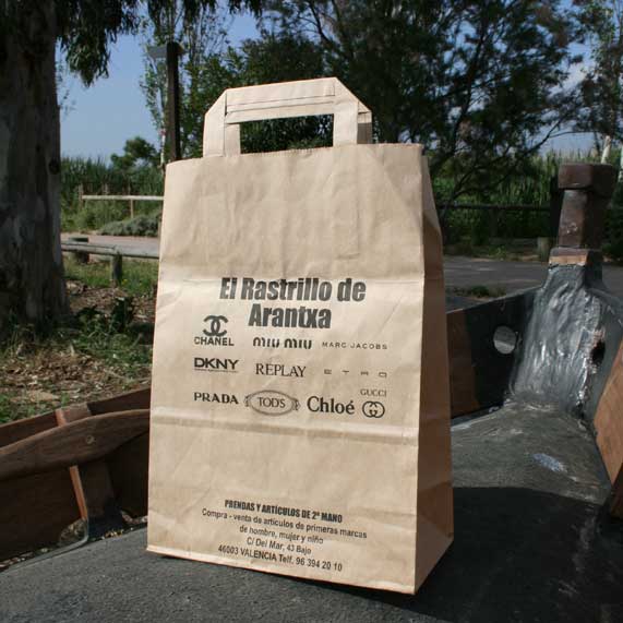 bolsa de papel + asa plana interior